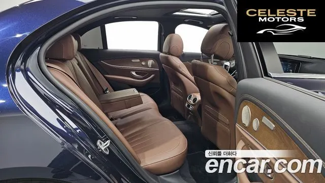 MERCEDES BENZ E-Classe W213 E300e 4MATIC Exclusive 2022 — photo 17 sur 35