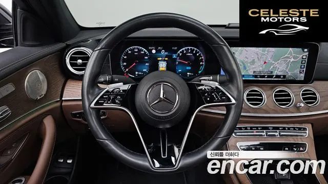 MERCEDES BENZ E-Classe W213 E300e 4MATIC Exclusive 2022 — photo 18 sur 35