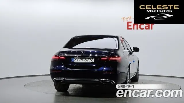 MERCEDES BENZ E-Classe W213 E300e 4MATIC Exclusive 2022 — photo 3 sur 35