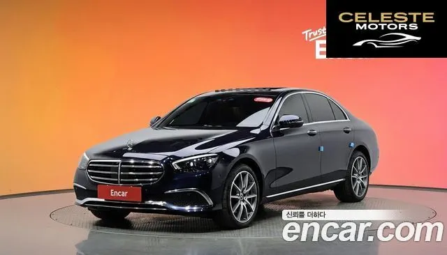 MERCEDES BENZ E-Classe W213 E300e 4MATIC Exclusive 2022 — photo 35 sur 35