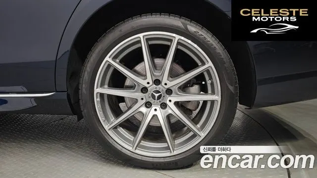 MERCEDES BENZ E-Classe W213 E300e 4MATIC Exclusive 2022 — photo 6 sur 35