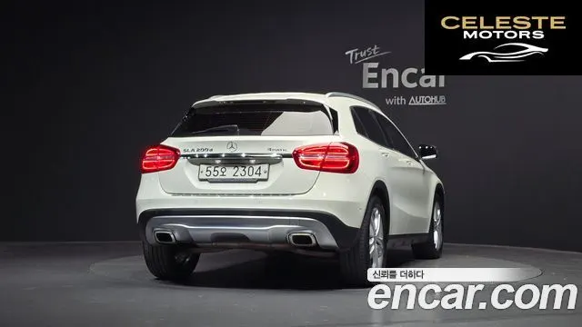 MERCEDES BENZ GLA-Classe X156 GLA200 d 4MATIC 2016 — photo 4 sur 20