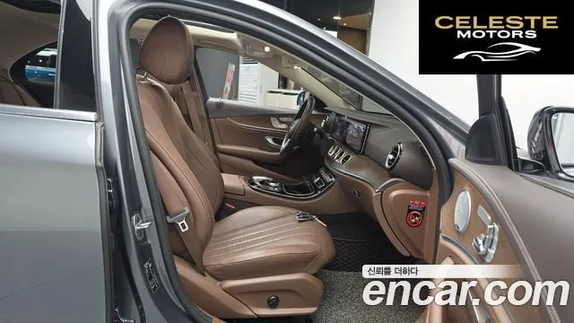 MERCEDES BENZ E-Classe W213 E300e Exclusive 2019 — photo 18 sur 33