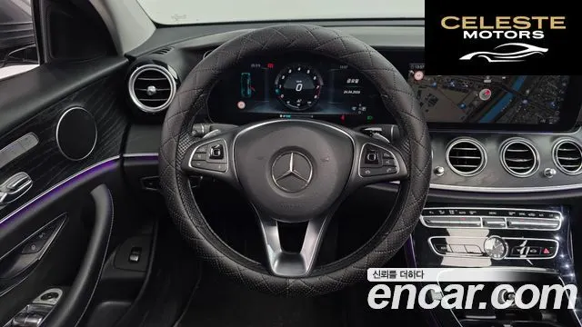 MERCEDES BENZ E-Classe W213 E300 Avantgarde 2017 — photo 13 sur 20