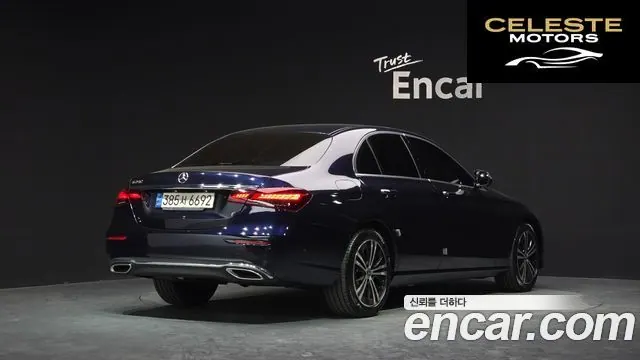 MERCEDES BENZ E-Classe W213 E250 Avantgarde 2022 — photo 2 sur 39