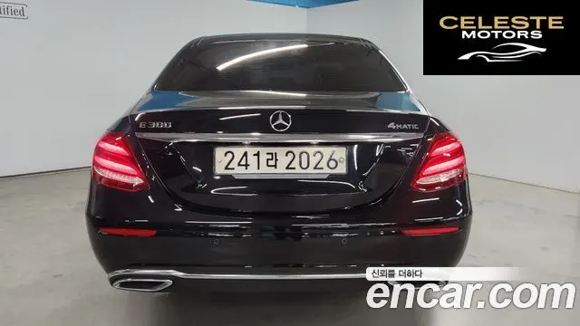 MERCEDES BENZ E-Classe W213 E300 4MATIC Exclusive 2020 — photo 4 sur 26