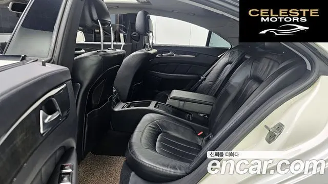 MERCEDES BENZ CLS-Classe W218 CLS350 2012 — photo 12 sur 20
