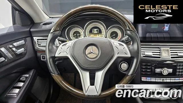MERCEDES BENZ CLS-Classe W218 CLS350 2012 — photo 13 sur 20