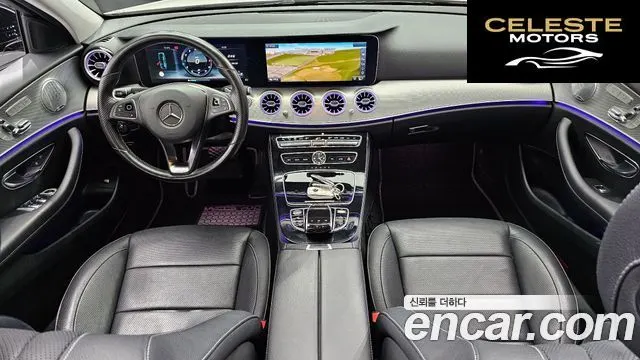 MERCEDES BENZ E-Classe W213 E300 Avantgarde 2017 — photo 7 sur 26