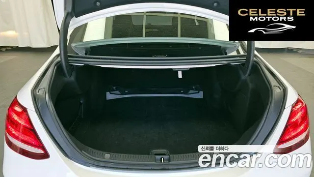 MERCEDES BENZ E-Classe W213 E200 Avantgarde 2018 — photo 26 sur 31