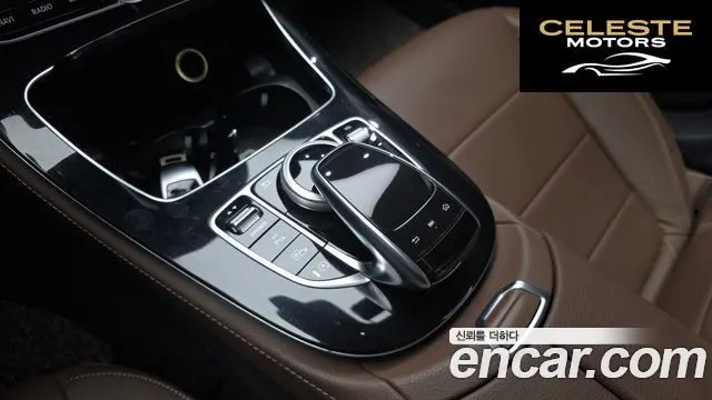 MERCEDES BENZ E-Classe W213 E220d 4MATIC Avantgarde 2018 — photo 31 sur 33