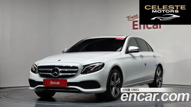 MERCEDES BENZ E-Classe W213 E220d Avantgarde 2019 — photo 36 sur 41