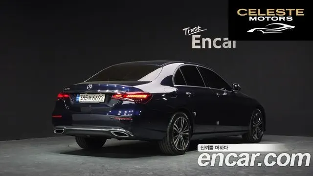 MERCEDES BENZ E-Classe W213 E250 Avantgarde 2022 — photo 2 sur 39