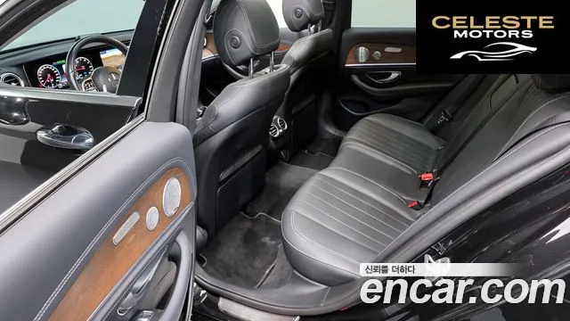 MERCEDES BENZ E-Classe W213 E300e Exclusive 2019 — photo 18 sur 33