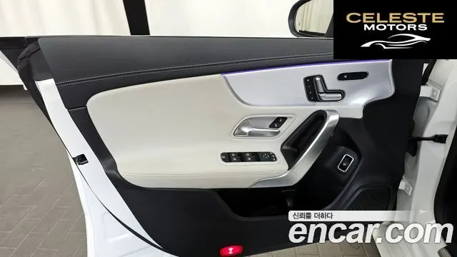 MERCEDES BENZ CLA-Classe C118 CLA250 4MATIC 2020 — photo 14 sur 37