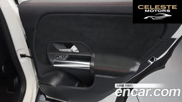 MERCEDES BENZ GLA-Classe H247 GLA250 4MATIC 2021 — photo 15 sur 31