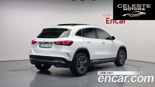 MERCEDES BENZ GLA-Classe H247 GLA250 4MATIC 2021 — photo 2 sur 31