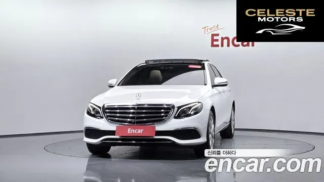 MERCEDES BENZ E-Classe W213 E300 4MATIC Exclusive 2019 — photo 2 sur 34