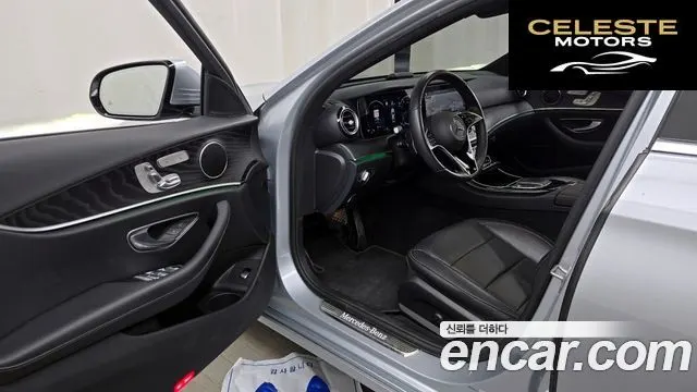MERCEDES BENZ E-Classe W213 E250 Avantgarde 2022 — photo 10 sur 20