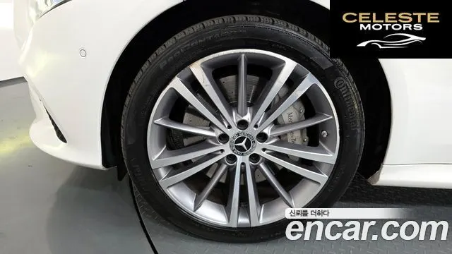 MERCEDES BENZ CLS-Classe C257 CLS400d 4MATIC 2019 — photo 4 sur 33