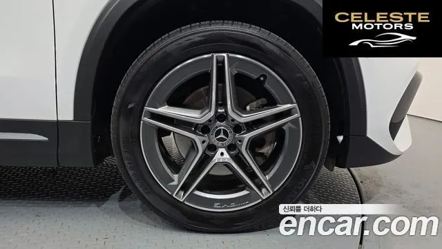 MERCEDES BENZ GLA-Classe H247 GLA250 4MATIC 2021 — photo 5 sur 31
