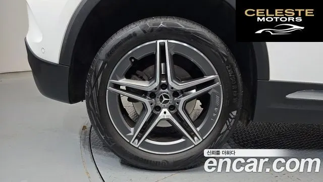 MERCEDES BENZ GLA-Classe H247 GLA250 4MATIC 2021 — photo 7 sur 31