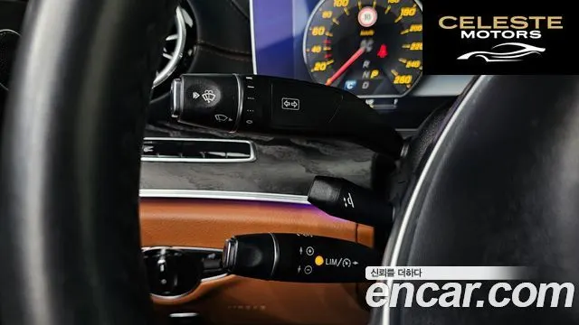 MERCEDES BENZ E-Classe W213 E220d Coupé 2017 — photo 20 sur 31