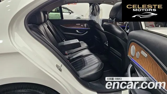 MERCEDES BENZ E-Classe W213 E300 Exclusive 2018 — photo 17 sur 37