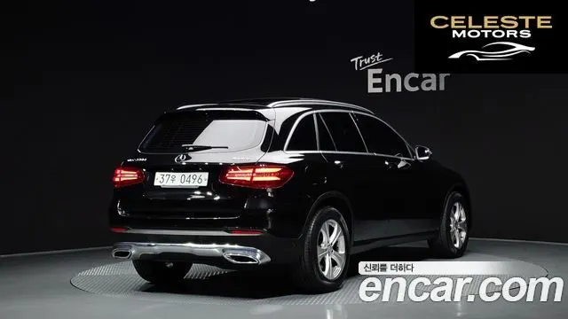 MERCEDES BENZ GLC-Classe X253 GLC220 d 4MATIC 2017 — photo 2 sur 20