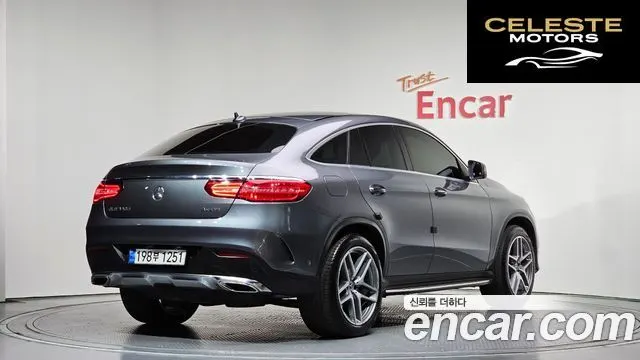 MERCEDES BENZ GLE-Classe W166 GLE350 d 4MATIC Coupé 2017 — photo 2 sur 20