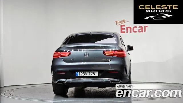 MERCEDES BENZ GLE-Classe W166 GLE350 d 4MATIC Coupé 2017 — photo 4 sur 20