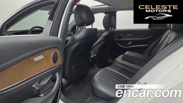 MERCEDES BENZ E-Classe W213 E220d 4MATIC Exclusive 2020 — photo 11 sur 20
