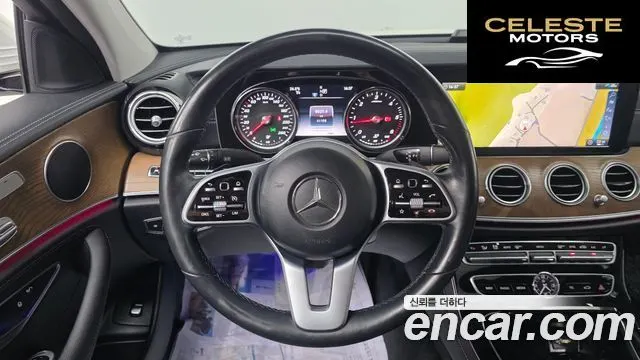 MERCEDES BENZ E-Classe W213 E220d 4MATIC Exclusive 2020 — photo 13 sur 20