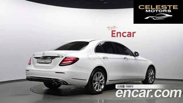MERCEDES BENZ E-Classe W213 E220d 4MATIC Exclusive 2020 — photo 2 sur 20