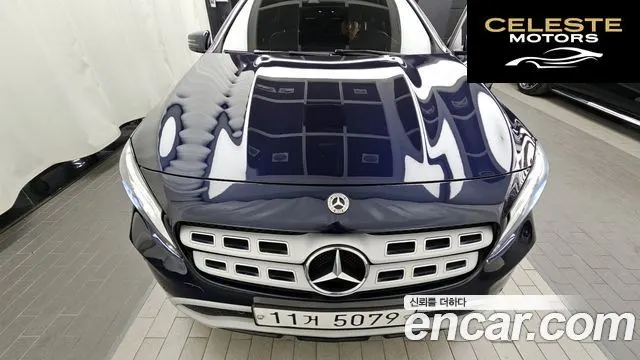 MERCEDES BENZ GLA-Classe X156 GLA220 2018 — photo 32 sur 33