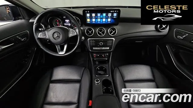 MERCEDES BENZ GLA-Classe X156 GLA220 2018 — photo 9 sur 33