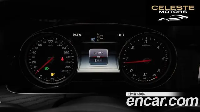 MERCEDES BENZ E-Classe W213 E220d 4MATIC Avantgarde 2018 — photo 11 sur 33