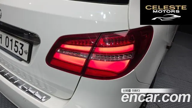 MERCEDES BENZ B-Classe W246 B200 d 2016 — photo 8 sur 33