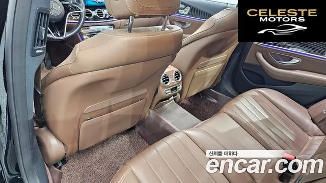 MERCEDES BENZ E-Classe W213 E450 4MATIC Exclusive 2021 — photo 28 sur 33