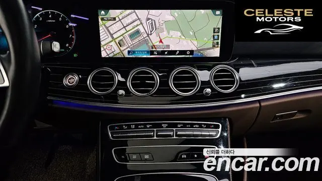 MERCEDES BENZ E-Classe W213 E450 4MATIC Exclusive 2021 — photo 18 sur 33