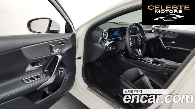 MERCEDES BENZ A-Classe W177 A220 Berline 2022 — photo 13 sur 30