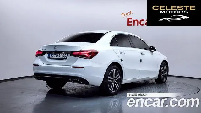 MERCEDES BENZ A-Classe W177 A220 Berline 2022 — photo 2 sur 30