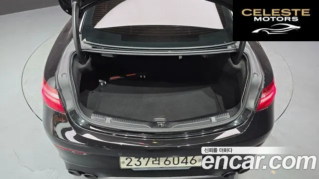 MERCEDES BENZ E-Classe W213 E220d Coupé 2018 — photo 27 sur 32