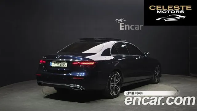 MERCEDES BENZ E-Classe W213 E250 Avantgarde 2022 — photo 2 sur 38