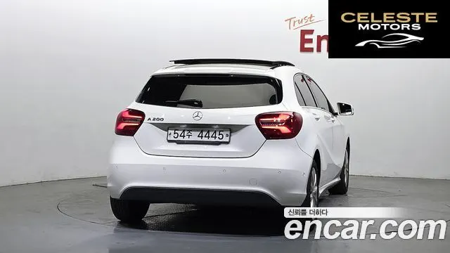 MERCEDES BENZ A-Classe W176 A200 2017 — photo 4 sur 20