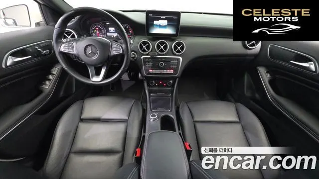 MERCEDES BENZ A-Classe W176 A200 2017 — photo 7 sur 20