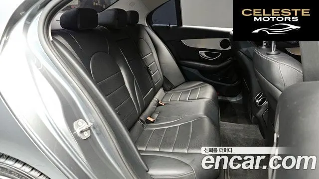 MERCEDES BENZ C-Classe W205 C200 Avantgarde 2018 — photo 11 sur 20
