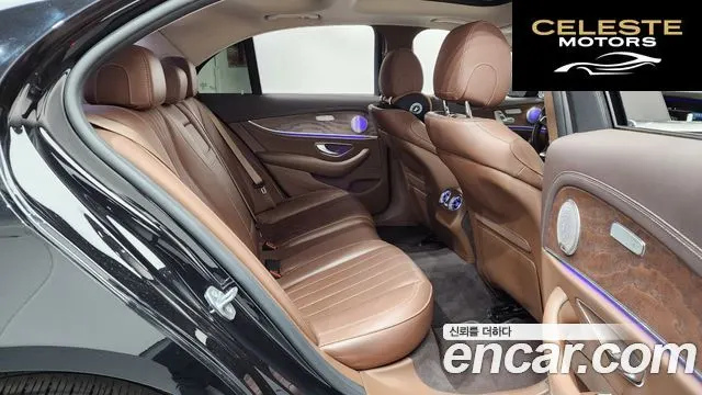 MERCEDES BENZ E-Classe W213 E300 Exclusive 2017 — photo 11 sur 20