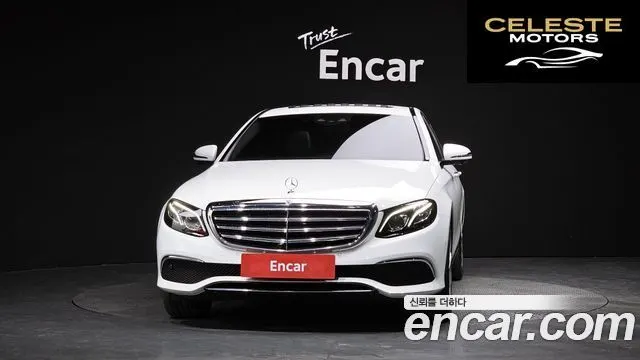 MERCEDES BENZ E-Classe W213 E300 4MATIC Exclusive 2018 — photo 3 sur 20