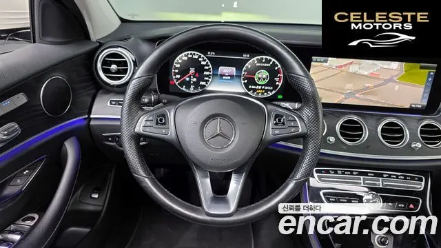 MERCEDES BENZ E-Classe W213 E300 4MATIC Avantgarde 2017 — photo 13 sur 20